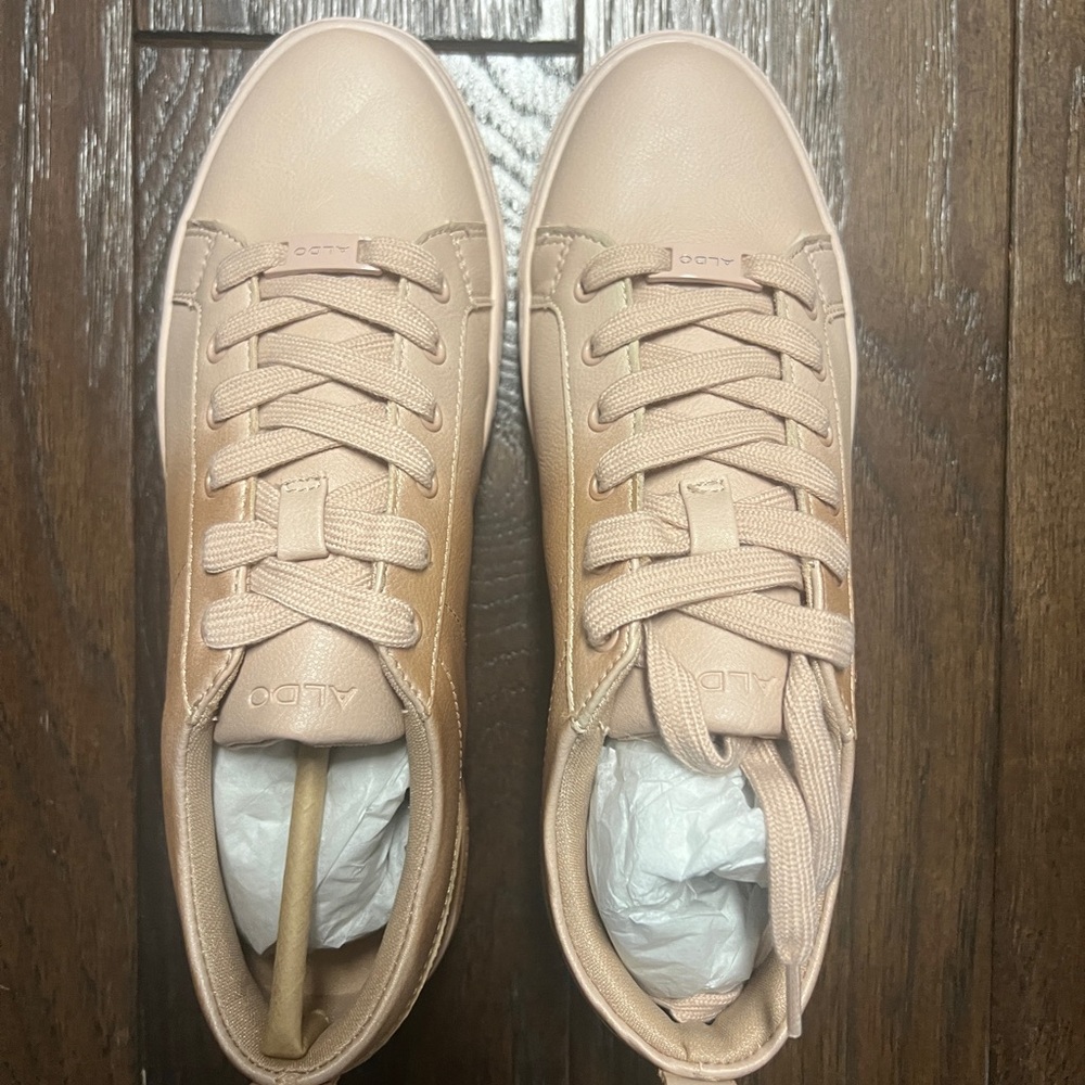 Aldo Dilathielle Sneakers Size 8 – Ombre Rose